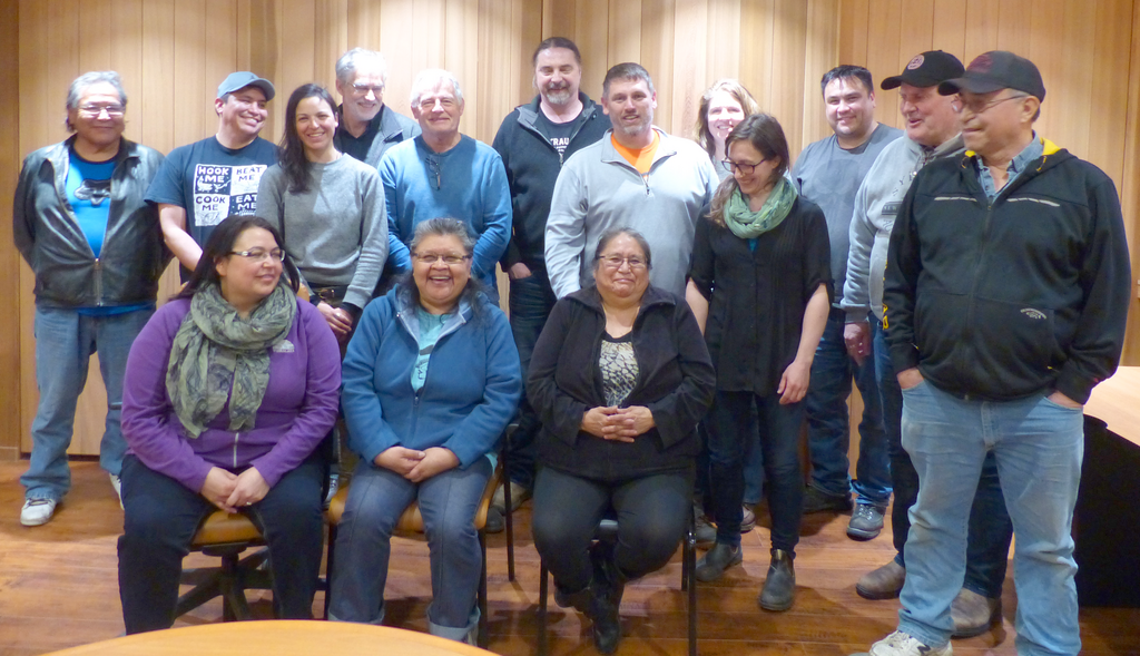 The band committee and Write to Read BC volunteers in Kyquot village.