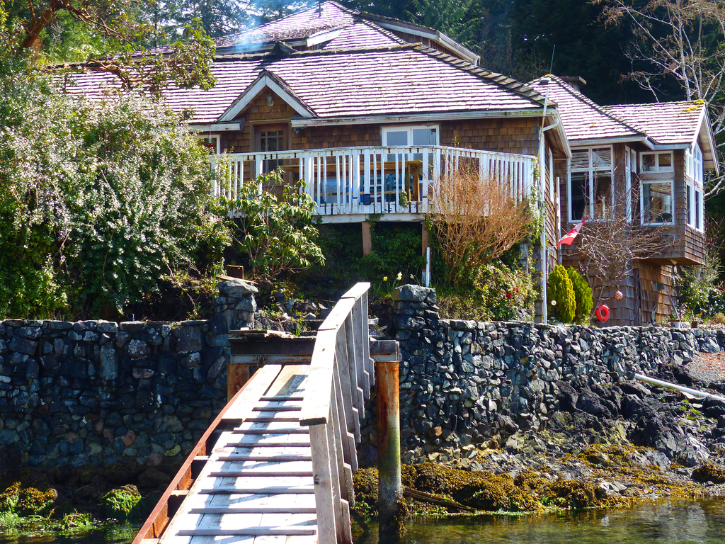 Kyquot village.